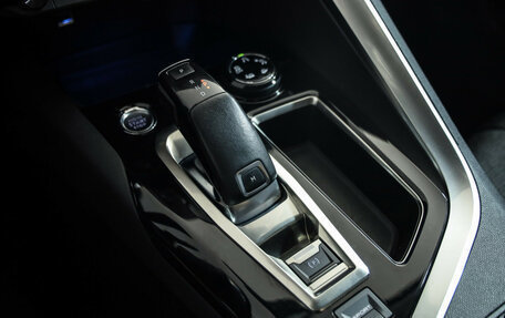 Peugeot 3008 II, 2019 год, 1 699 000 рублей, 18 фотография