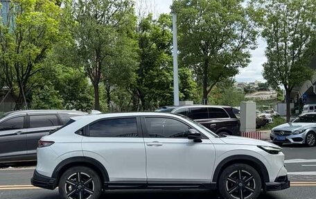 Honda Vezel, 2023 год, 1 575 000 рублей, 4 фотография