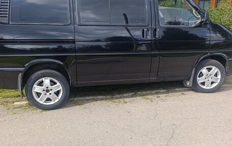 Volkswagen Caravelle T4, 1999 год, 1 200 000 рублей, 3 фотография