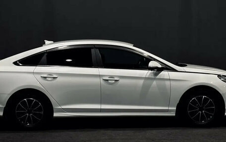 Hyundai Sonata VII, 2019 год, 1 800 000 рублей, 4 фотография