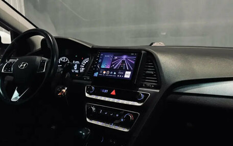 Hyundai Sonata VII, 2019 год, 1 800 000 рублей, 15 фотография