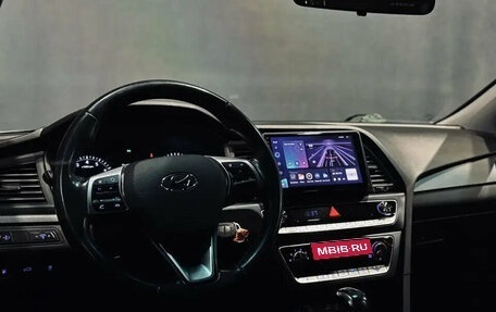 Hyundai Sonata VII, 2019 год, 1 800 000 рублей, 13 фотография