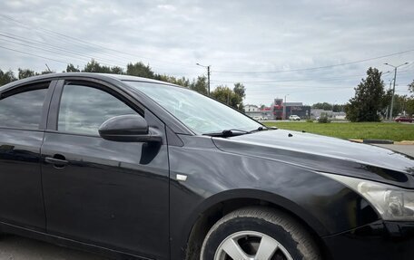 Chevrolet Cruze II, 2012 год, 690 000 рублей, 3 фотография