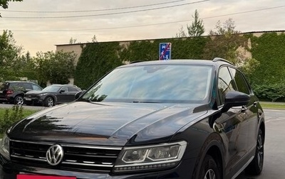 Volkswagen Tiguan II, 2019 год, 2 100 000 рублей, 1 фотография