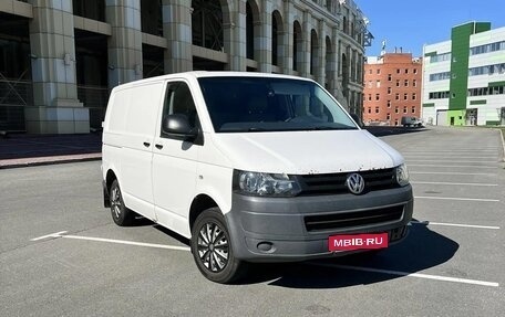Volkswagen Transporter T5 рестайлинг, 2012 год, 1 650 000 рублей, 1 фотография