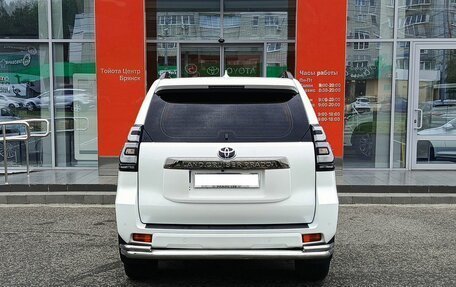 Toyota Land Cruiser Prado 150 рестайлинг 2, 2020 год, 6 300 000 рублей, 6 фотография