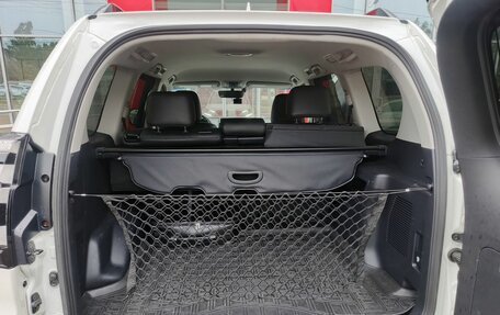 Toyota Land Cruiser Prado 150 рестайлинг 2, 2020 год, 6 300 000 рублей, 12 фотография