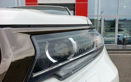 Toyota Land Cruiser Prado 150 рестайлинг 2, 2020 год, 6 300 000 рублей, 9 фотография