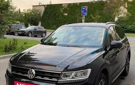 Volkswagen Tiguan II, 2019 год, 2 100 000 рублей, 5 фотография