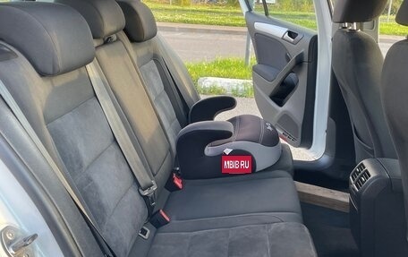 Volkswagen Golf VI, 2009 год, 900 000 рублей, 21 фотография