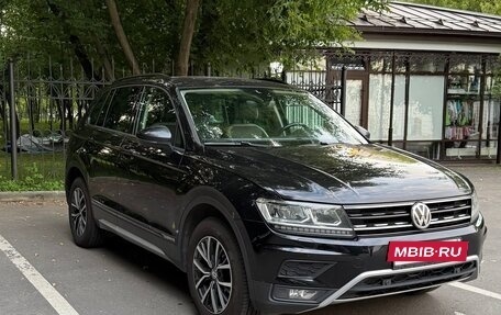 Volkswagen Tiguan II, 2019 год, 2 100 000 рублей, 10 фотография