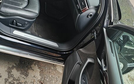 Audi A8, 2012 год, 1 600 000 рублей, 11 фотография