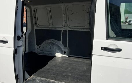 Volkswagen Transporter T5 рестайлинг, 2012 год, 1 650 000 рублей, 12 фотография