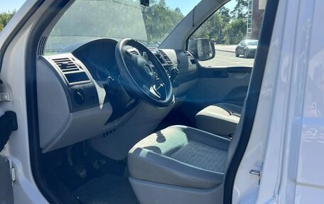 Volkswagen Transporter T5 рестайлинг, 2012 год, 1 650 000 рублей, 14 фотография