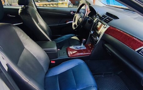 Toyota Camry, 2011 год, 1 300 000 рублей, 9 фотография