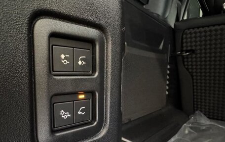 Land Rover Defender II, 2026 год, 11 900 000 рублей, 19 фотография
