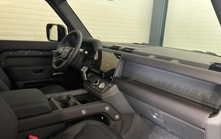 Land Rover Defender II, 2026 год, 11 900 000 рублей, 13 фотография