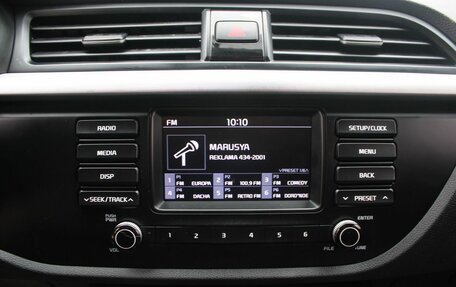 KIA Rio IV, 2018 год, 879 000 рублей, 10 фотография