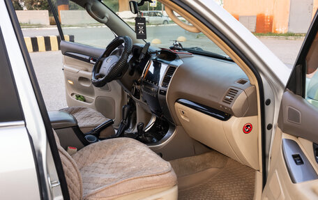 Toyota Land Cruiser Prado 120 рестайлинг, 2007 год, 2 000 000 рублей, 9 фотография