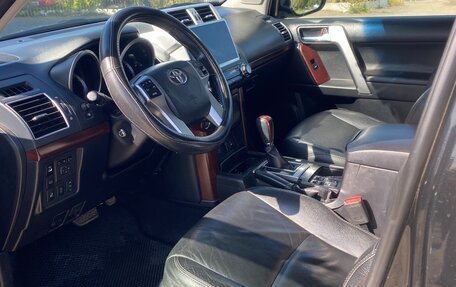 Toyota Land Cruiser Prado 150 рестайлинг 2, 2016 год, 4 200 000 рублей, 8 фотография