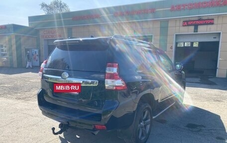 Toyota Land Cruiser Prado 150 рестайлинг 2, 2016 год, 4 200 000 рублей, 5 фотография