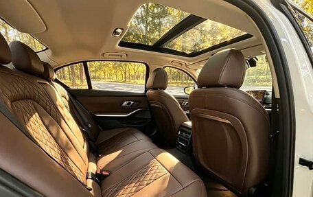 BMW 3 серия, 2023 год, 2 780 000 рублей, 12 фотография