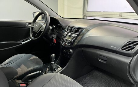 Hyundai Solaris II рестайлинг, 2012 год, 729 000 рублей, 9 фотография