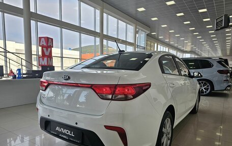 KIA Rio IV, 2019 год, 1 385 000 рублей, 8 фотография