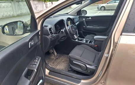 KIA Sportage IV рестайлинг, 2017 год, 1 800 000 рублей, 10 фотография