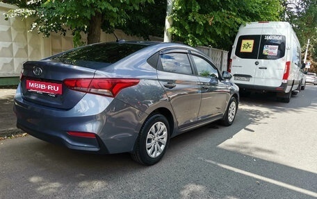 Hyundai Solaris II рестайлинг, 2017 год, 1 033 000 рублей, 4 фотография