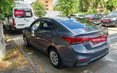 Hyundai Solaris II рестайлинг, 2017 год, 1 033 000 рублей, 3 фотография