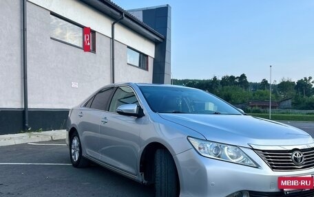 Toyota Camry, 2012 год, 1 230 000 рублей, 2 фотография