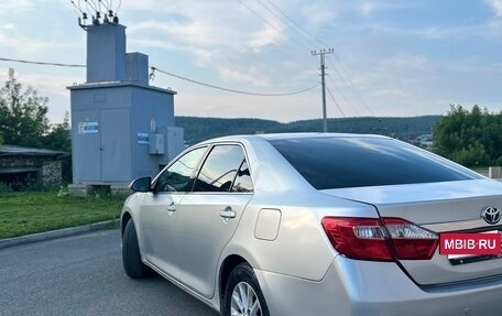 Toyota Camry, 2012 год, 1 230 000 рублей, 6 фотография
