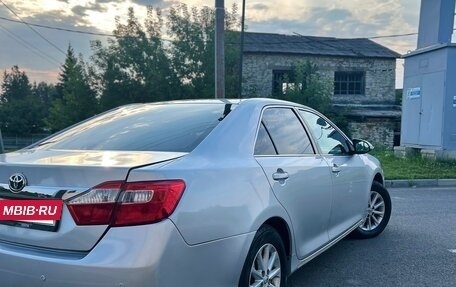 Toyota Camry, 2012 год, 1 230 000 рублей, 7 фотография