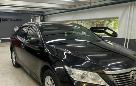 Toyota Camry, 2014 год, 1 590 000 рублей, 2 фотография