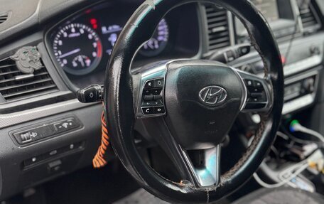 Hyundai Sonata VII, 2017 год, 950 000 рублей, 13 фотография
