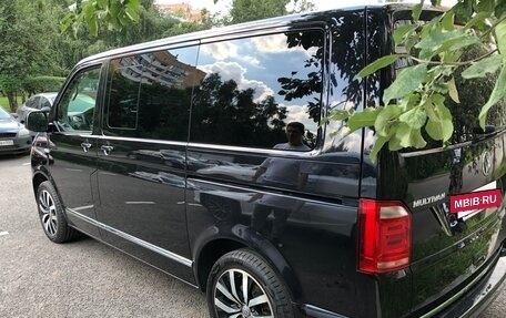 Volkswagen Multivan T6 рестайлинг, 2018 год, 4 450 000 рублей, 4 фотография
