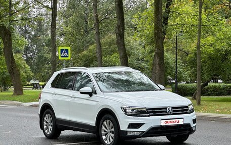 Volkswagen Tiguan II, 2016 год, 2 499 000 рублей, 5 фотография