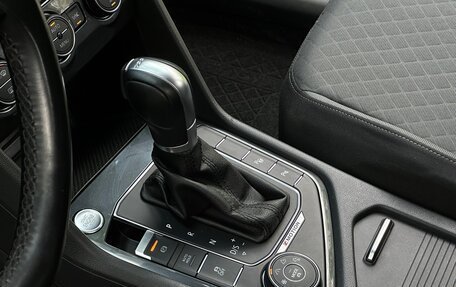 Volkswagen Tiguan II, 2016 год, 2 499 000 рублей, 11 фотография