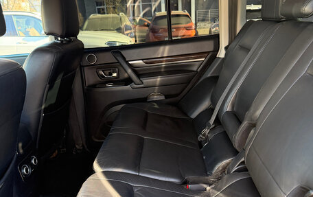 Mitsubishi Pajero IV, 2008 год, 1 500 000 рублей, 11 фотография