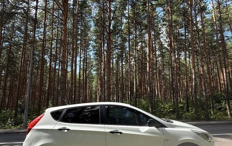 Hyundai Solaris II рестайлинг, 2015 год, 790 000 рублей, 1 фотография