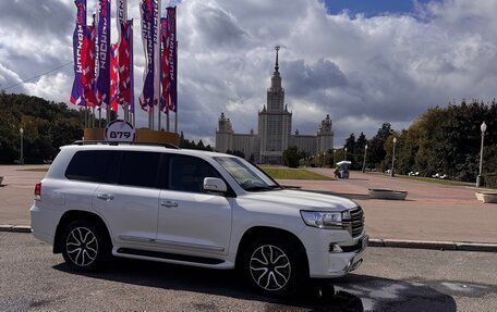 Toyota Land Cruiser 200, 2016 год, 6 700 000 рублей, 6 фотография