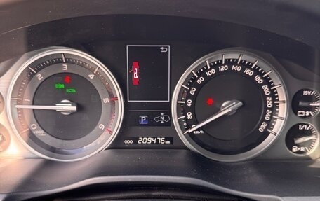 Toyota Land Cruiser 200, 2016 год, 6 700 000 рублей, 16 фотография