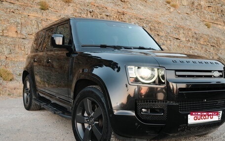 Land Rover Defender II, 2023 год, 10 800 000 рублей, 3 фотография