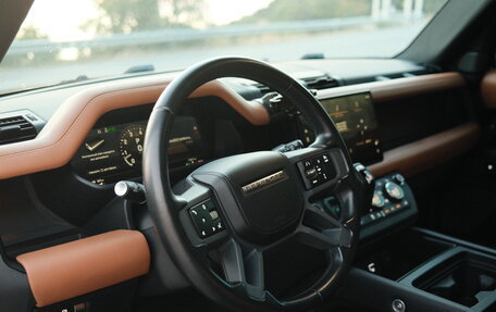 Land Rover Defender II, 2023 год, 10 800 000 рублей, 12 фотография