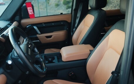 Land Rover Defender II, 2023 год, 10 800 000 рублей, 18 фотография