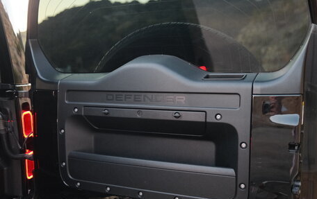 Land Rover Defender II, 2023 год, 10 800 000 рублей, 25 фотография