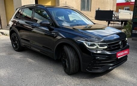 Volkswagen Tiguan II, 2021 год, 3 900 000 рублей, 3 фотография