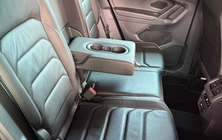Volkswagen Tiguan II, 2021 год, 3 900 000 рублей, 27 фотография