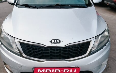 KIA Rio III рестайлинг, 2013 год, 650 000 рублей, 2 фотография